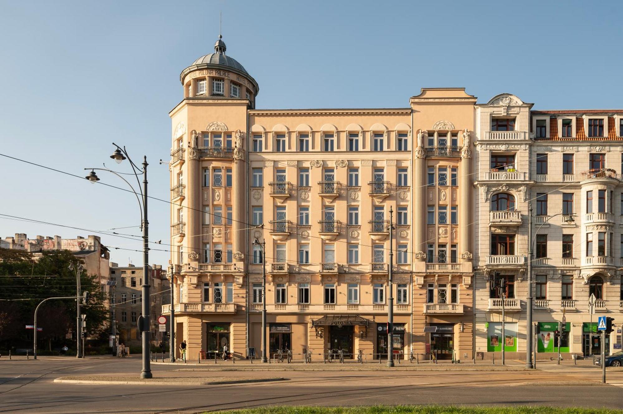 Historic Studio - Top Location, Tram & Shops Nearby, Fabryczna - By Rentujemy Lägenhet Łódź Exteriör bild